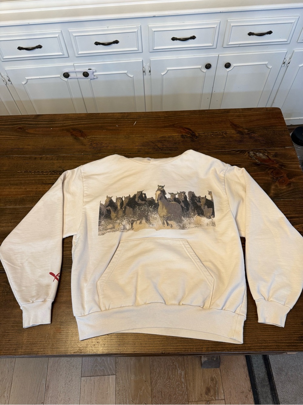 Darlin Wild Hoodie in Crรจme